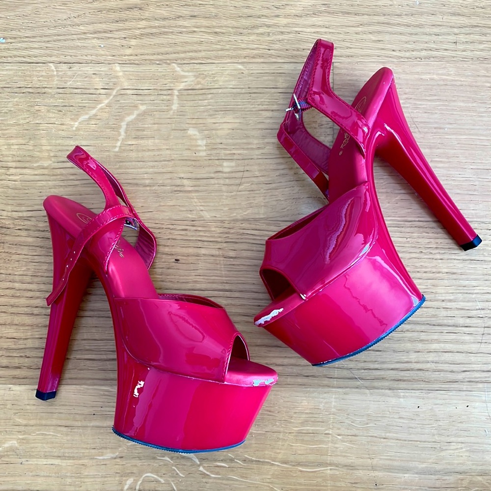 Pleaser heels for pole dancing 👠